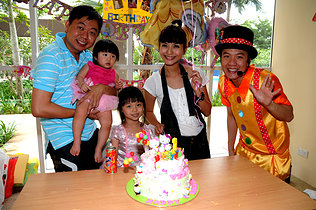 singapore magic show at celebrity child birthday party